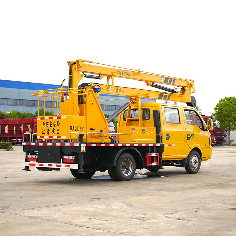 Dongfeng 4x2 12M Грузовик с подъемной рабочей платформой Dongfeng 4x2 12M Грузовик с подъемной рабочей платформой