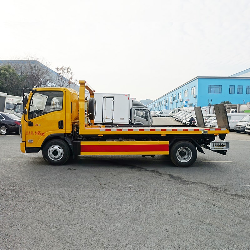 شاحنات سحب خفيفة الوزن JAC 4*2 بوزن 3 أطنان شاحنات سحب خفيفة الوزن JAC 4*2 بوزن 3 أطنان
