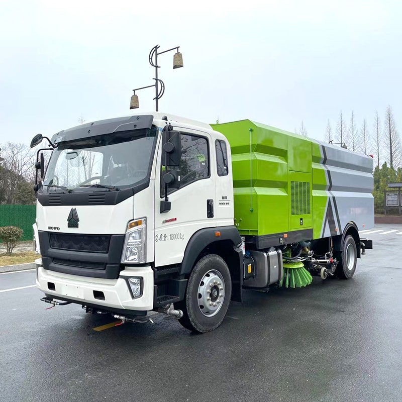 HOWO 4*2 щетка высокого давления для уборки дорог HOWO 4*2 щетка высокого давления для уборки дорог