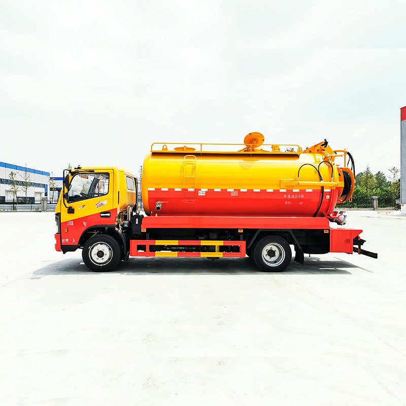 Dongfeng 4*2 10 тонн вакуумная машина для откачки сточных вод Dongfeng 4*2 10 тонн вакуумная машина для откачки сточных вод