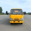 Японский Isuzu 4*2 двухрядный буферный грузовик для предотвращения столкновений Японский Isuzu 4*2 двухрядный буферный грузовик для предотвращения столкновений