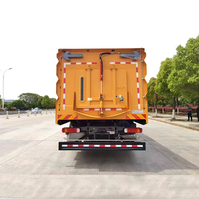 SINOTRUK high pressure 6*4 road street sweeper trucks SINOTRUK high pressure 6*4 road street sweeper trucks