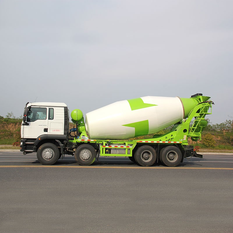 Camion malaxeur à béton volumétrique HOWO 8 m3 à vendre Camion malaxeur à béton volumétrique HOWO 8 m3 à vendre