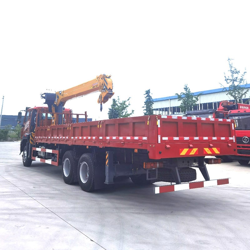 Sinotruck Howo 14 Ton Telescopic Boom Truck Mounted Crane Sinotruck Howo 14 Ton Telescopic Boom Truck Mounted Crane