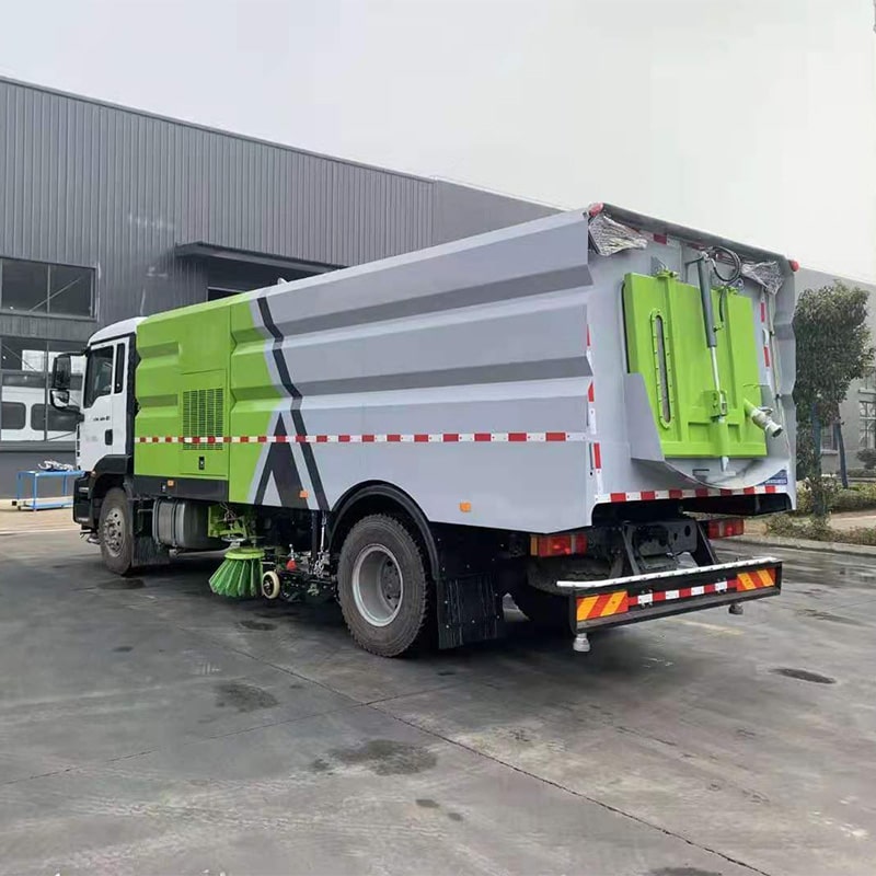 SINOTRUK 4*2 high pressure road sweeper truck SINOTRUK 4*2 high pressure road sweeper truck