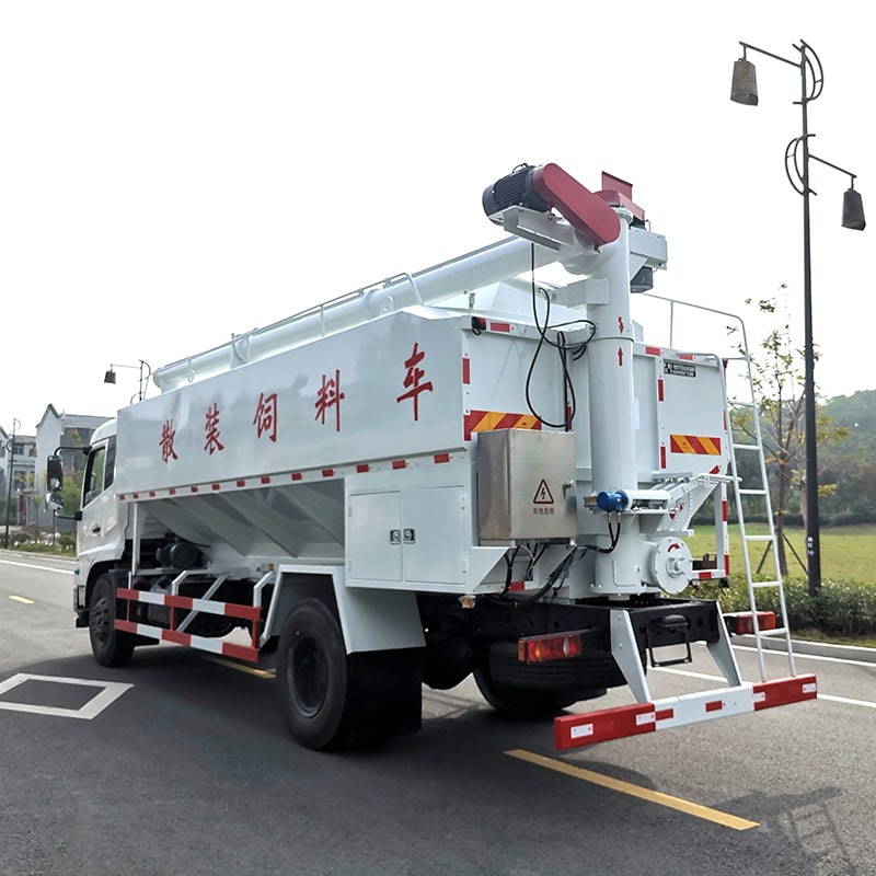 Саморазгружающийся кормовоз FAW 20м3 Саморазгружающийся кормовоз FAW 20м3