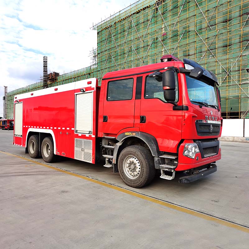 Camion de lutte contre l'incendie Howo de haute qualité avec réservoir d'eau de 16 m3 Camion de lutte contre l'incendie Howo de haute qualité avec réservoir d'eau de 16 m3