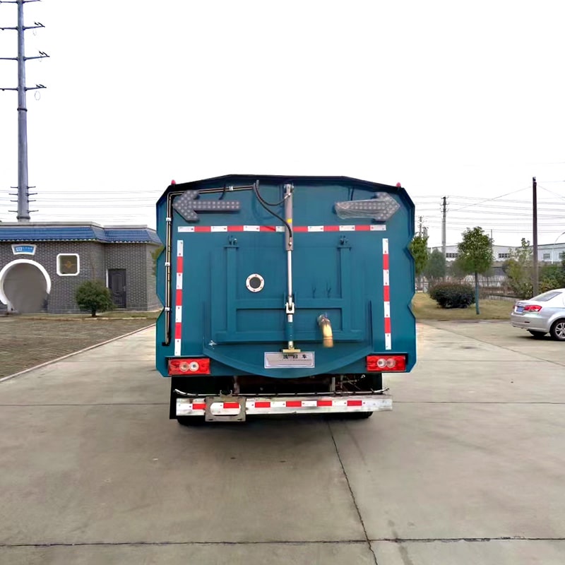 Foton 4m3 high pressure road brushing sweeper truck Foton 4m3 high pressure road brushing sweeper truck
