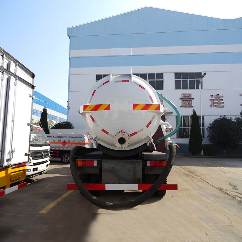 SINOTRUK 6*4 new or used 20CBM sewage suction truck SINOTRUK 6*4 new or used 20CBM sewage suction truck