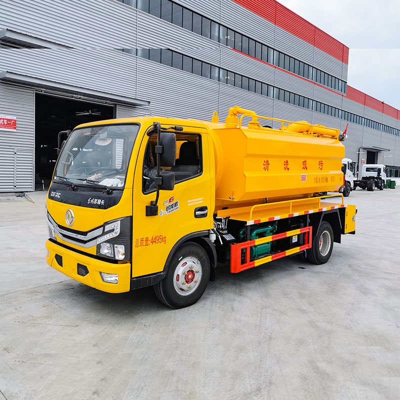 Ассенизационная машина Dongfeng 4*2 6000L Ассенизационная машина Dongfeng 4*2 6000L