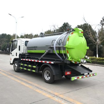 Foton 5 cbm 4×2 cleaning vaccum suction sewage truck