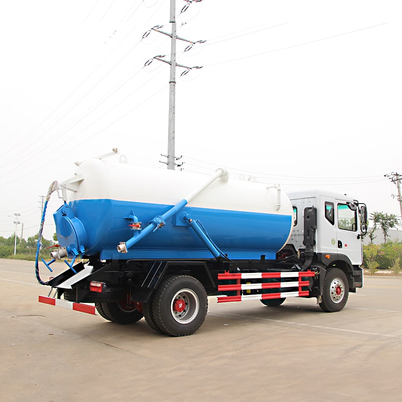 Dongfeng 15 куб.м. вакуумная машина для откачки сточных вод Dongfeng 15 куб.м. вакуумная машина для откачки сточных вод