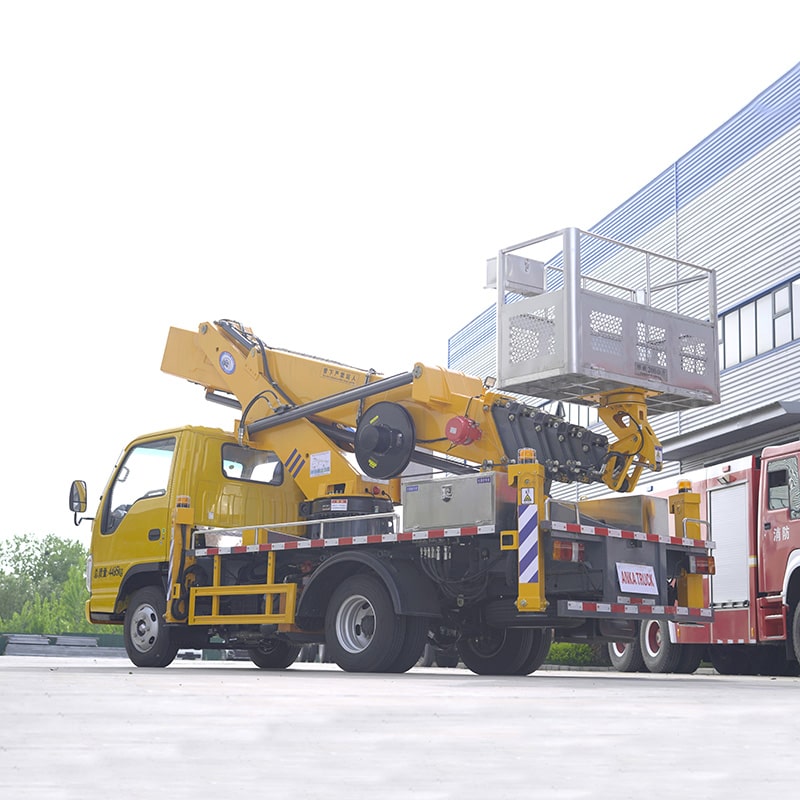 ISUZU новый или б/у 4*2 28 метров подъемник для высотных работ ISUZU новый или б/у 4*2 28 метров подъемник для высотных работ