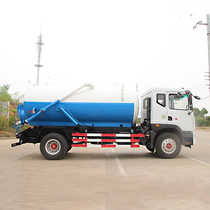 Dongfeng 15 куб.м. вакуумная машина для откачки сточных вод Dongfeng 15 куб.м. вакуумная машина для откачки сточных вод