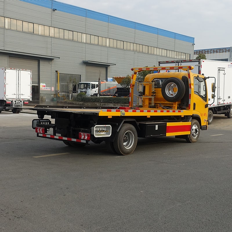 شاحنات سحب خفيفة الوزن JAC 4*2 بوزن 3 أطنان شاحنات سحب خفيفة الوزن JAC 4*2 بوزن 3 أطنان