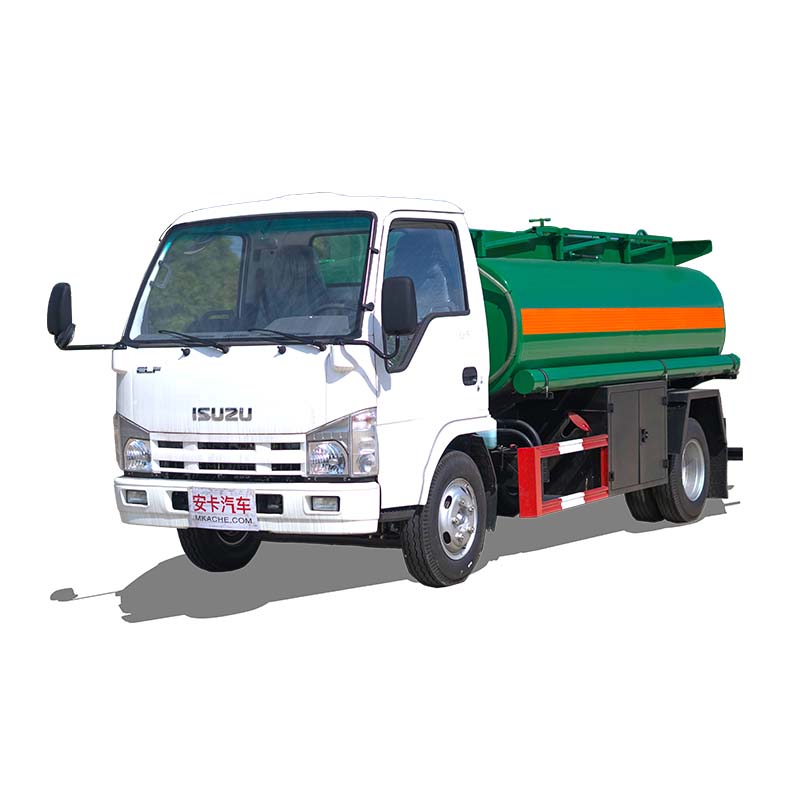 Camion-citerne diesel ISUZU 5000 litres Camion-citerne diesel ISUZU 5000 litres