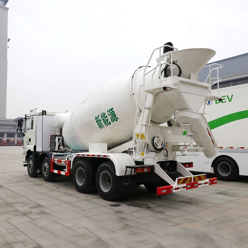 SHACMAN 8*4 8 cubic meters mobile mixer truck for sale SHACMAN 8*4 8 cubic meters mobile mixer truck for sale