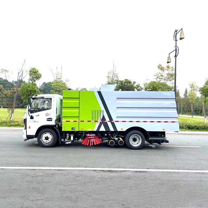 DongFeng Дорожная моечная и подметальная машина с вакуумным насосом DongFeng Дорожная моечная и подметальная машина с вакуумным насосом