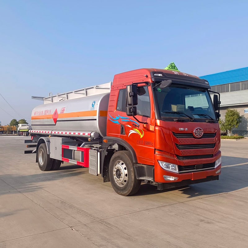 Новый или б/у FAW 4x2 14400L Автоцистерна на продажу Новый или б/у FAW 4x2 14400L Автоцистерна на продажу