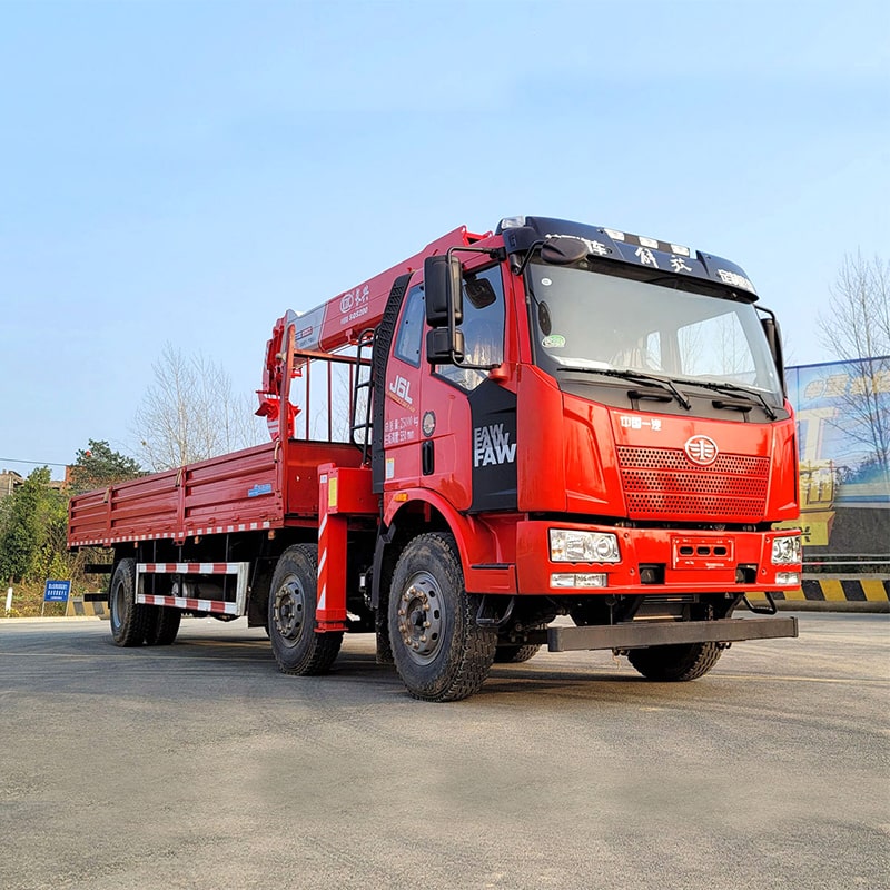 SHACMAN 10 тонн 8*4 автокран SHACMAN 10 тонн 8*4 автокран