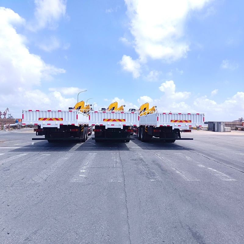 China Factory Shacman 12 tons Hydraulic Mobile Truck Crane China Factory Shacman 12 tons Hydraulic Mobile Truck Crane