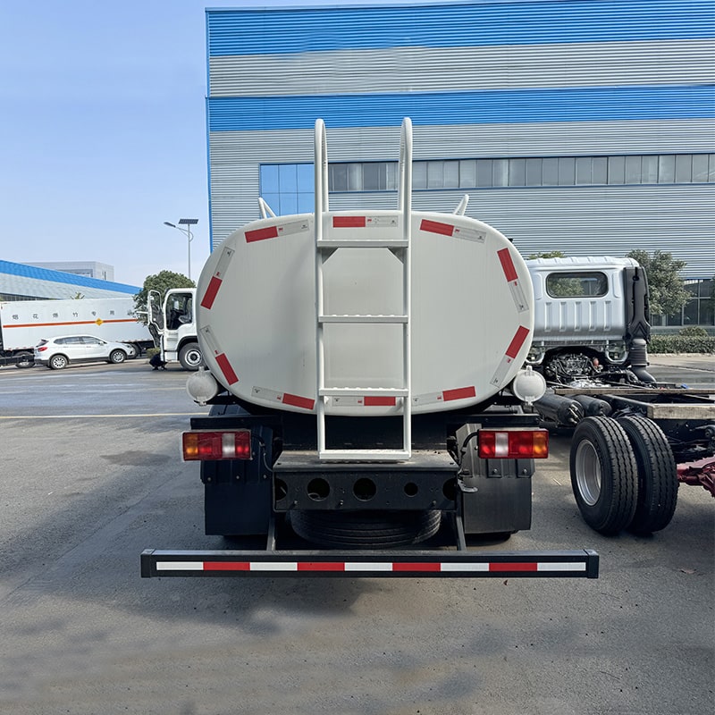 Howo Mini Oil Fuel Tanker Truck 5000L Gasoline Petrol Diesel Howo Mini Oil Fuel Tanker Truck 5000L Gasoline Petrol Diesel