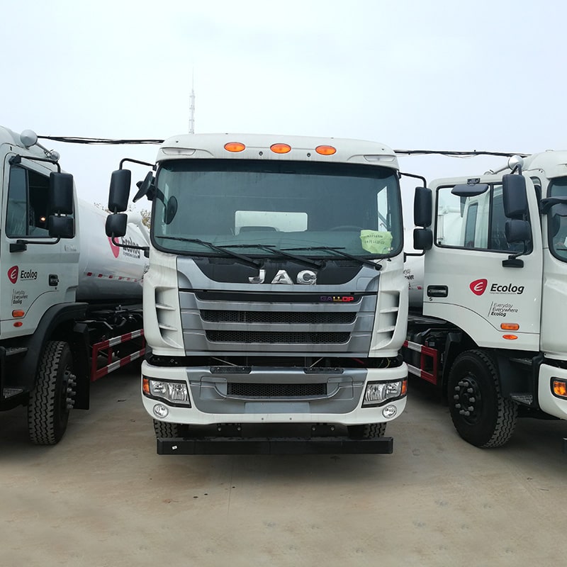 Camion-citerne aspirant à pompe à vide JAC 6x4 22CBM à vendre Camion-citerne aspirant à pompe à vide JAC 6x4 22CBM à vendre