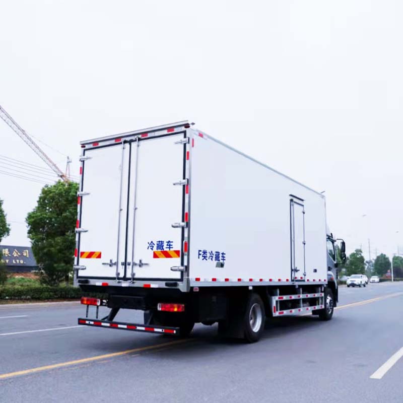 Foton 4x2 6.8m 10 тонн рефрижераторный фургон для продажи Foton 4x2 6.8m 10 тонн рефрижераторный фургон для продажи