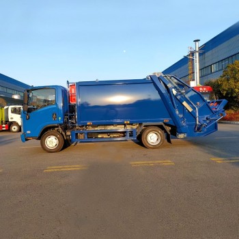 ISUZU New or Used 4x2 7 CBM Garbage Compactor Truck for Sale