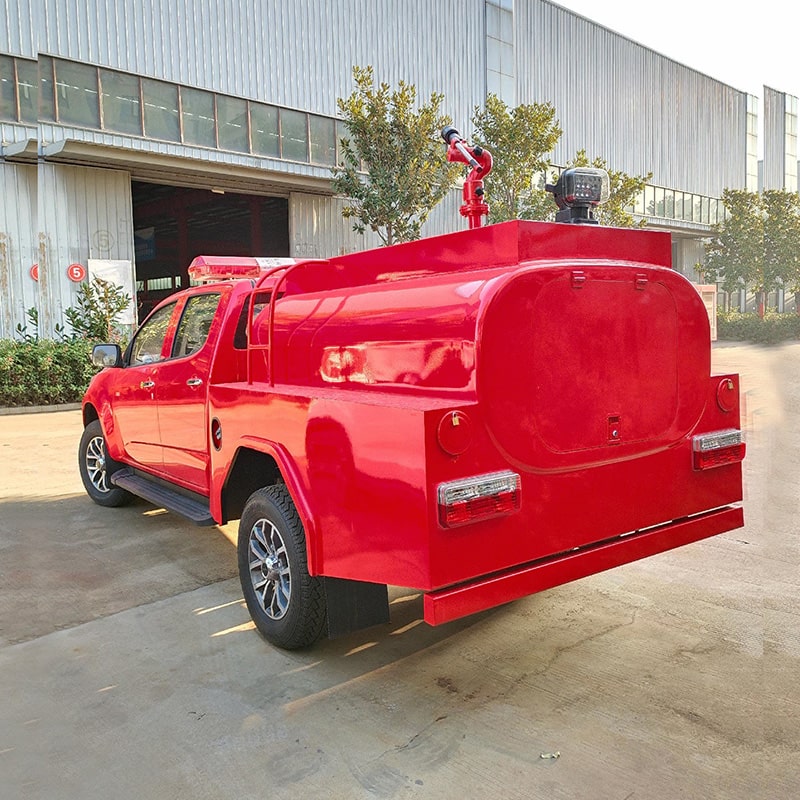 Camionnette de sauvetage et de lutte contre les incendies ISUZU 4 roues Camionnette de sauvetage et de lutte contre les incendies ISUZU 4 roues
