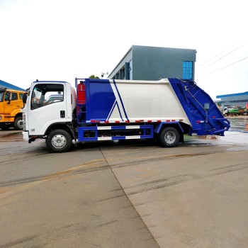 Isuzu 6/9 CBM Garbage Compactor Truck Trash Compressing Truck