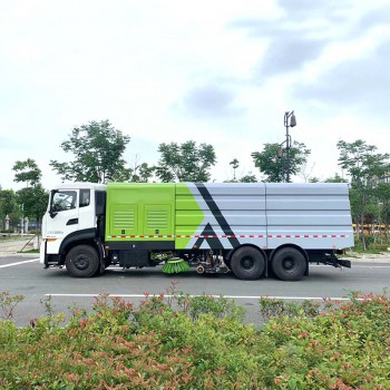 Dongfeng 6x4 multi-functional road sweeper truck