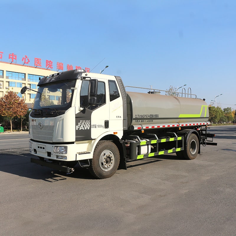Китайский бренд FAW 4*2 поливочная тележка грузовик баки для воды цена Китайский бренд FAW 4*2 поливочная тележка грузовик баки для воды цена