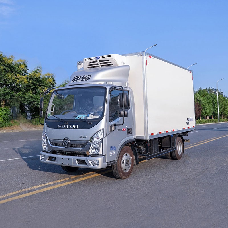 Foton 4X2 рефрижераторный фургон для перевозки замороженных продуктов питания Foton 4X2 рефрижераторный фургон для перевозки замороженных продуктов питания