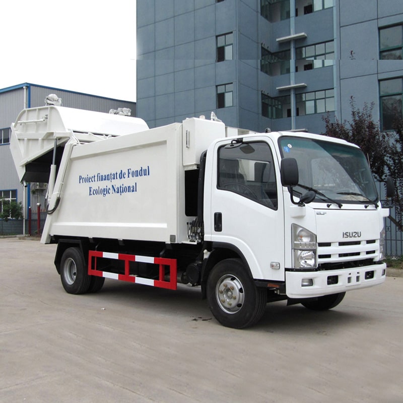 شاحنة التخلص من النفايات ذات التحميل الخلفي من طراز ISUZU ELF 8CBM 4x2 شاحنة التخلص من النفايات ذات التحميل الخلفي من طراز ISUZU ELF 8CBM 4x2