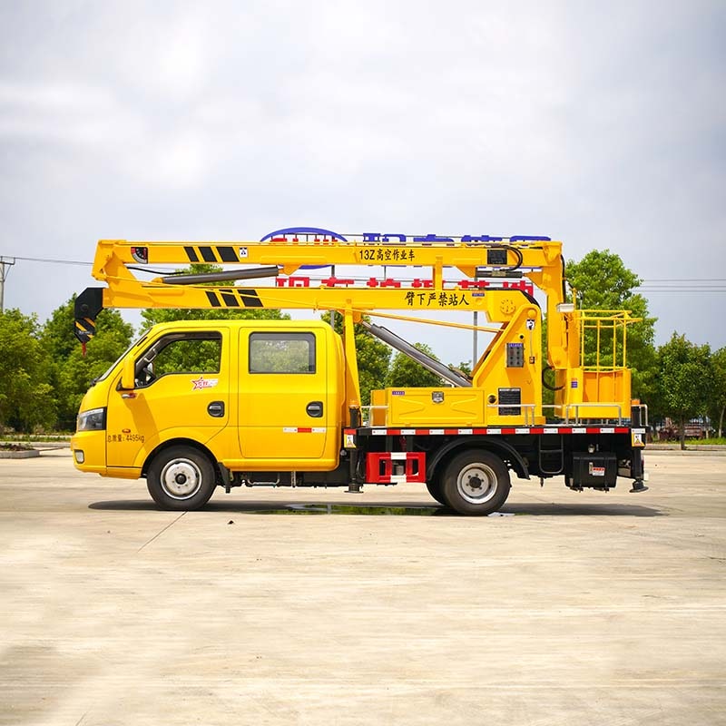 DongFeng 4x2 aerial working platform truck DongFeng 4x2 aerial working platform truck