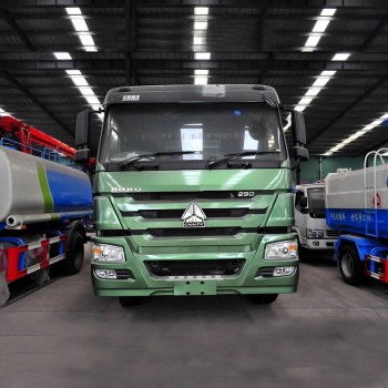 Howo Heavy 10Ton Skip Loader Garbage Truck Price