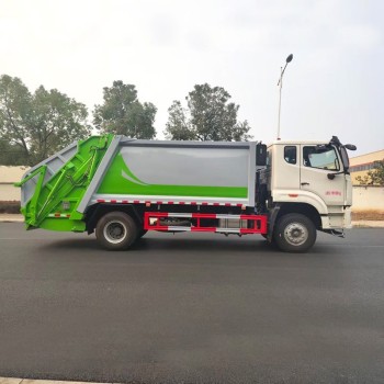 Factory Price Howo 4*2 14CBM Garbage Compactor Truck