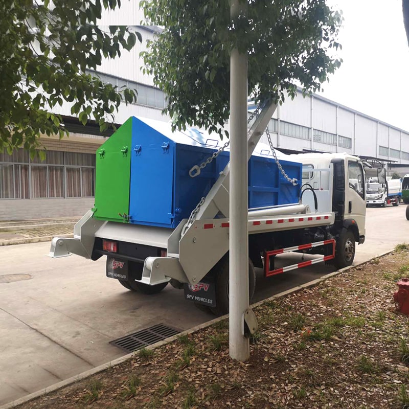 Howo 4 cubic meter swing arm garbage truck for sale Howo 4 cubic meter swing arm garbage truck for sale