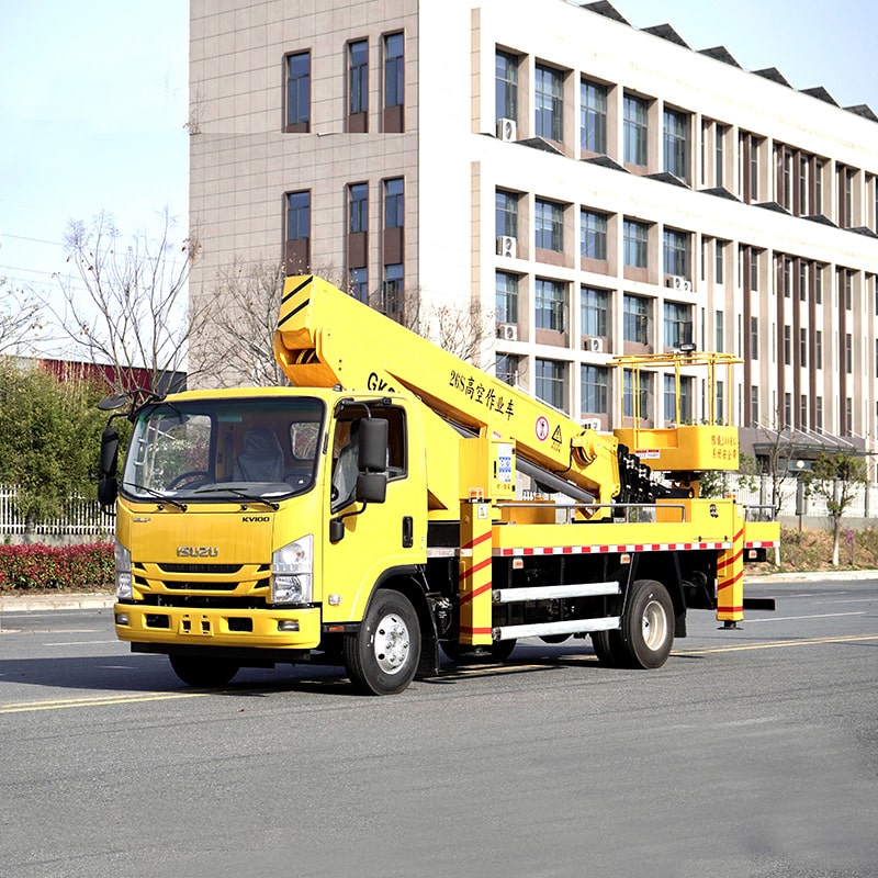 ISUZU новый или б/у 4*2 26 метровый подъемник ISUZU новый или б/у 4*2 26 метровый подъемник