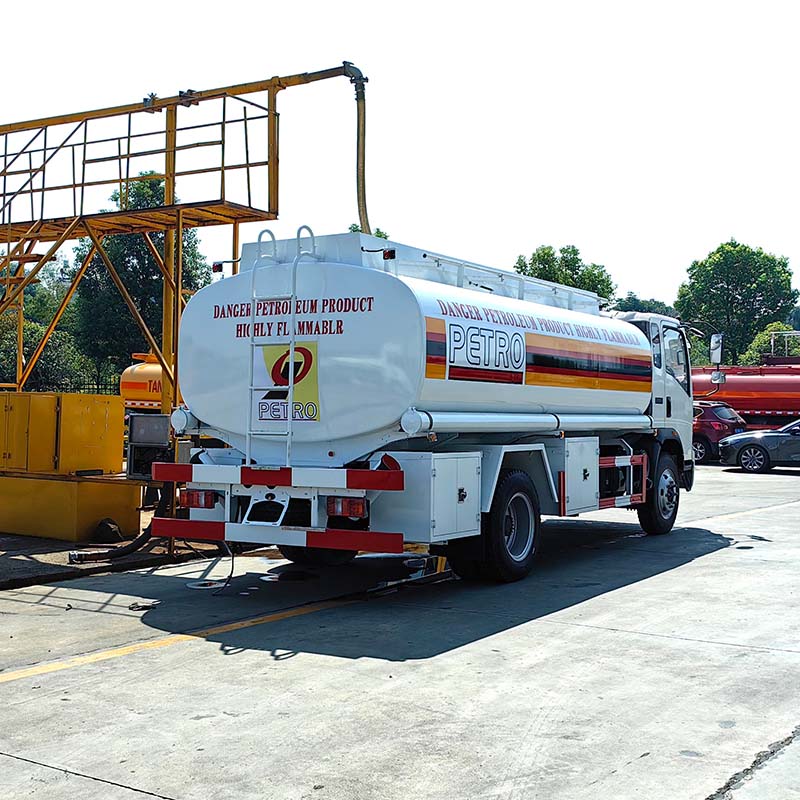 Howo 12000 Liters Diesel Oil Fuel Tanker Truck Howo 12000 Liters Diesel Oil Fuel Tanker Truck