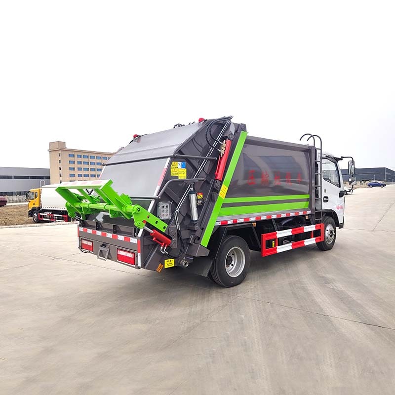 DongFeng 4X2 7cbm Garbage Compactor Truck DongFeng 4X2 7cbm Garbage Compactor Truck