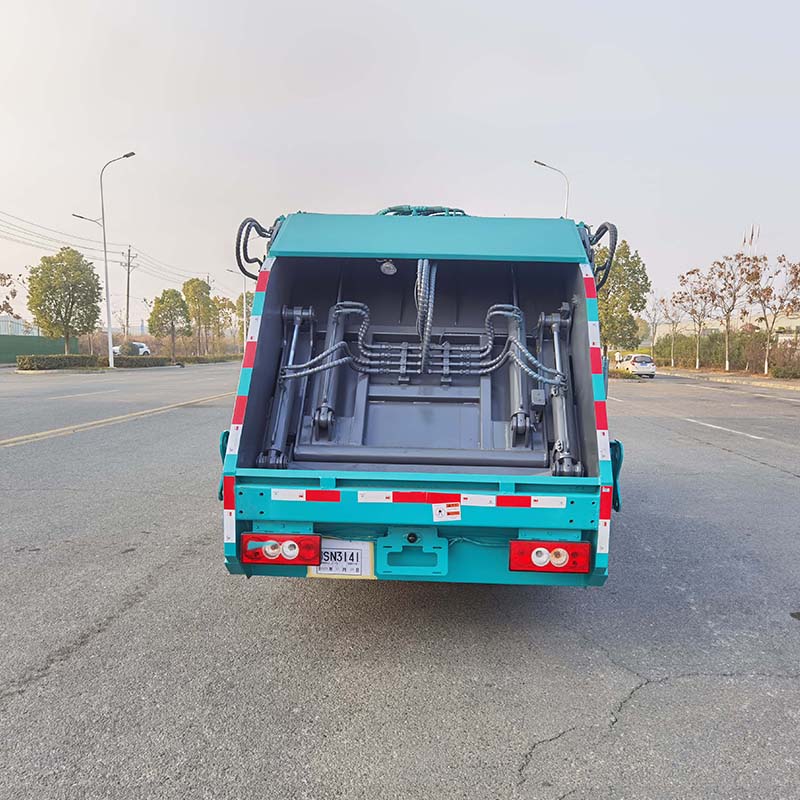 Foton 5cbm Профессиональный прессованный мусоровоз Foton 5cbm Профессиональный прессованный мусоровоз
