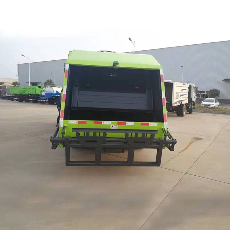Camion à ordures compressées SHACMAN 7 m3 Camion à ordures compressées SHACMAN 7 m3