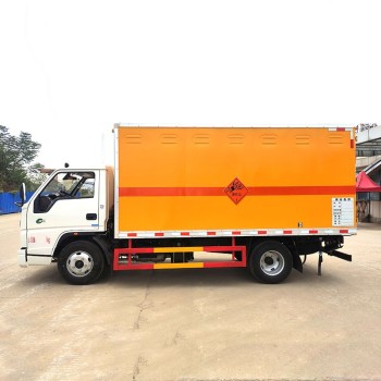 JMC good quality rectangular explosive transporting truck