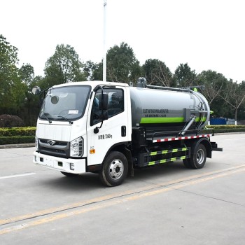 Foton small 5 cbm 4×2 suction sewage truck
