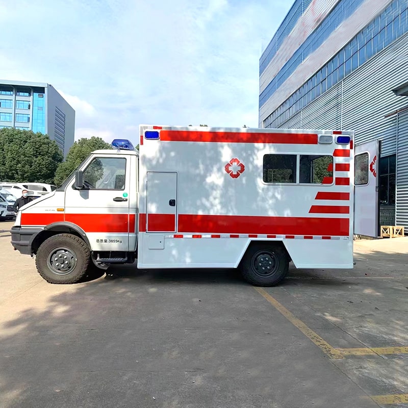 Iveco cross-country monitoring ambulance vehicle Iveco cross-country monitoring ambulance vehicle