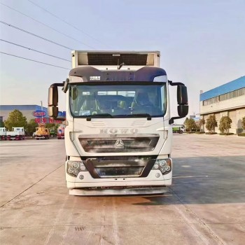 HOWO animal pig chicken livestock poultry transport truck