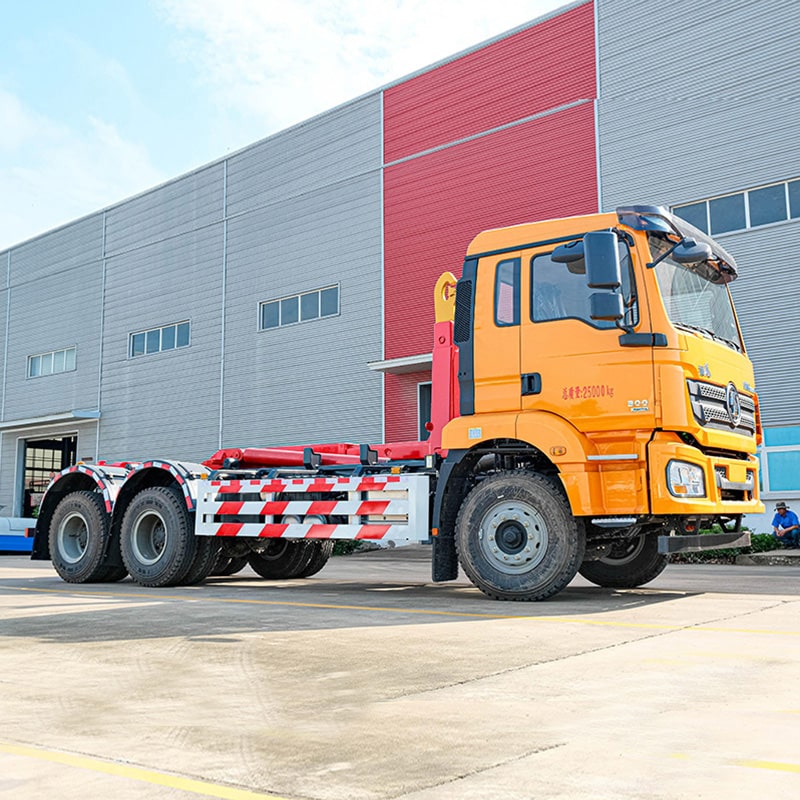 Мусоровоз Shacman Heavy 6x4 18CBM с крюковым подъемником Мусоровоз Shacman Heavy 6x4 18CBM с крюковым подъемником