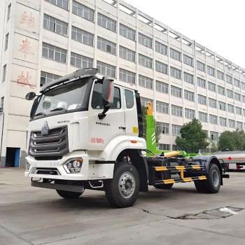 Howo 18 Ton Hook Lift Waste Collecting Garbage Truck Price